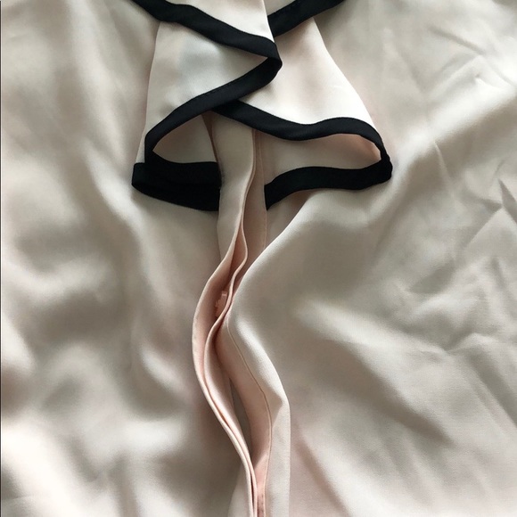 Calvin Klein sleeves top with ruffles - Picture 5 of 10